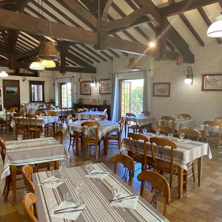 Auberge Chez Tante Ursule Cambo-les-Bains Buitenkant foto