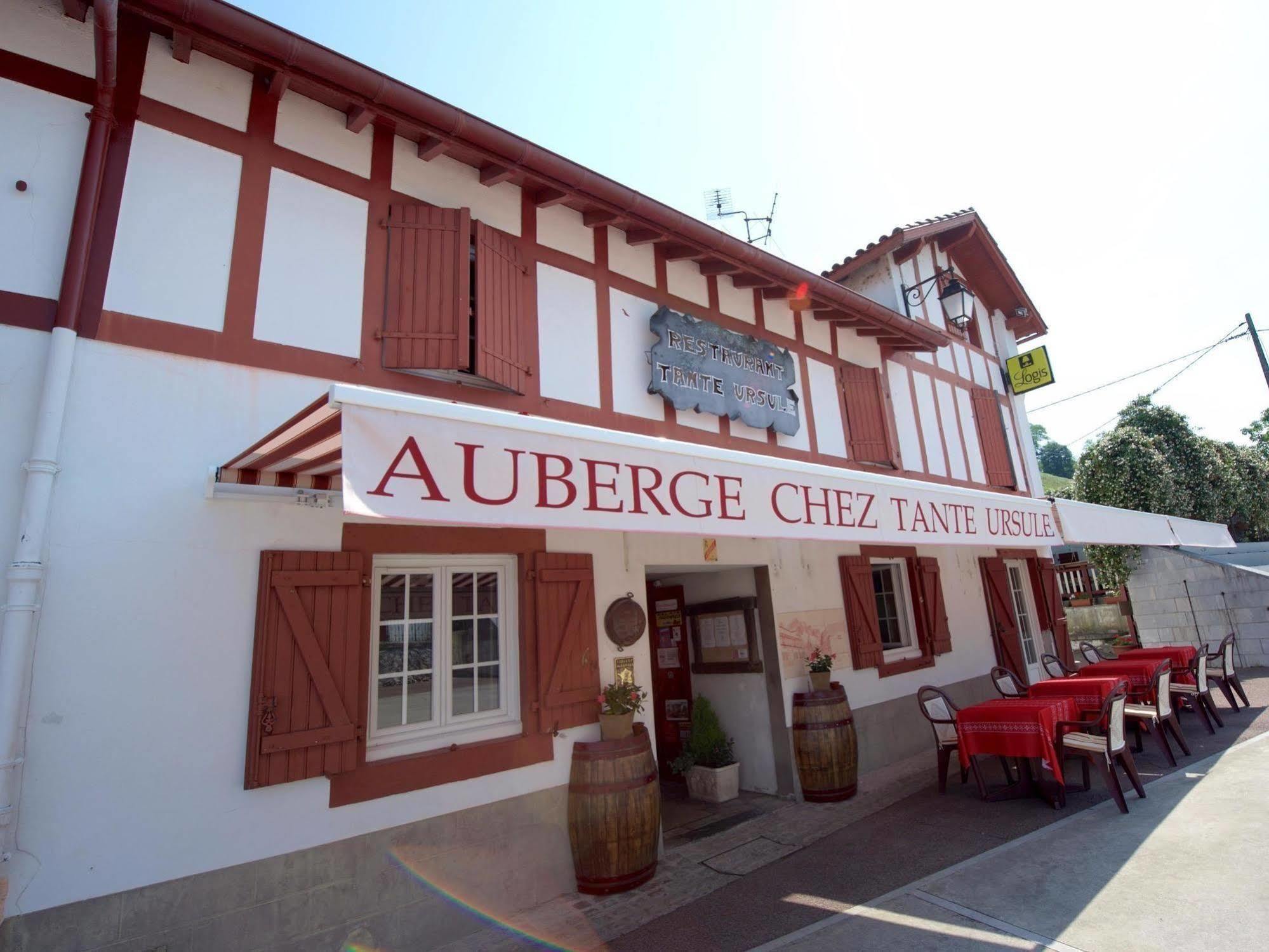 Auberge Chez Tante Ursule Cambo-les-Bains Buitenkant foto